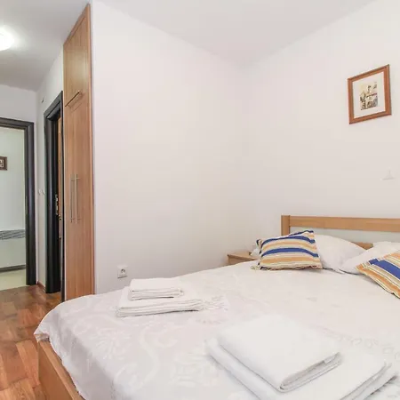 Apartment Marino