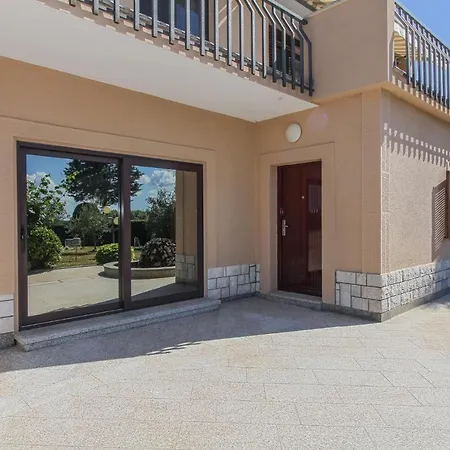Apartment Marino *