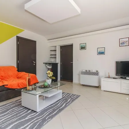 Apartment Marino *