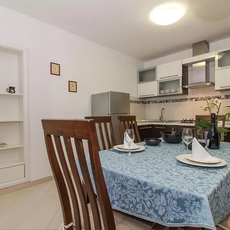 Apartment Marino Gracisce